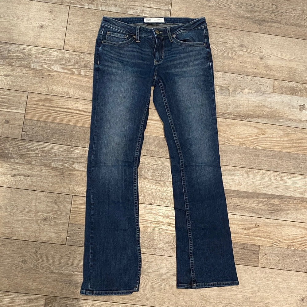 BKE women’s slim fit low rise Boot Cut Jeans Sz 28x33 1/2